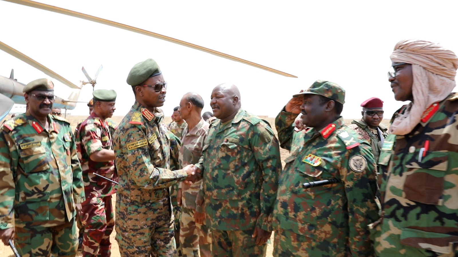 السودان – صوت الشعب نيوز :  عضو مجلس السيادة نائب القائد العام الفريق أول ركن شمس الدين كباشي يصل الفاو