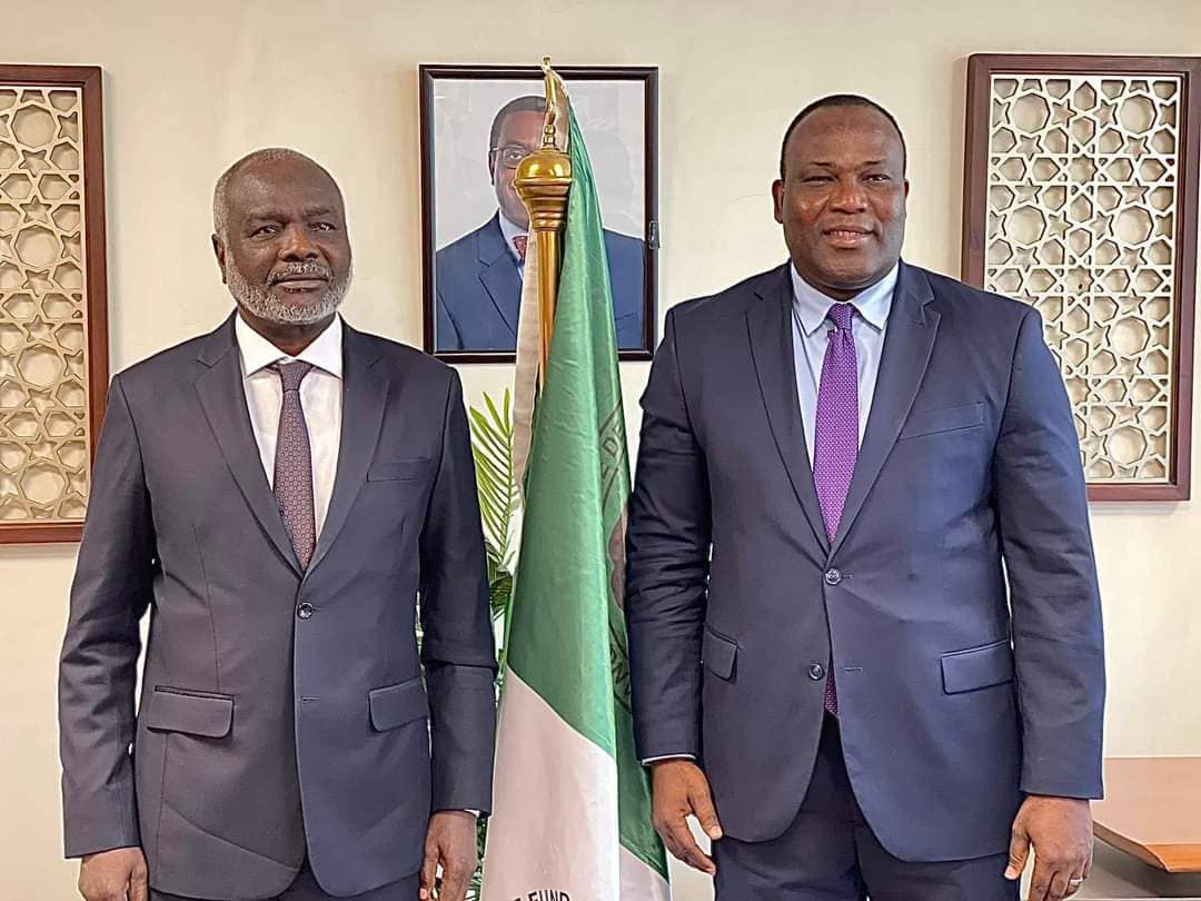 السودان – صوت الشعب نيوز :  *جبريل إبراهيم يلتقي المدير التنفيذي لبنك التنمية الأفريقي*