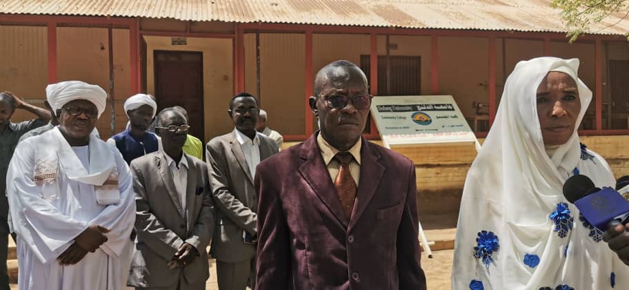 السودان – صوت الشعب نيوز :  *والى جنوب كردفان يقف على التحديات التى تواجه كلية تنمية المجتمع ويعد بحلحلتها*
