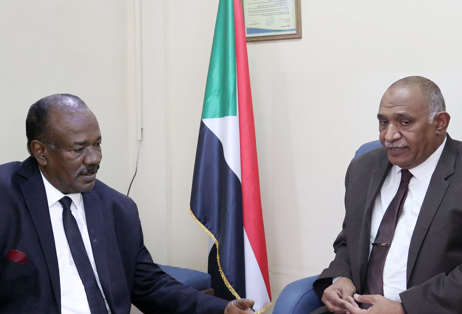 السودان – صوت الشعب نيوز : * *الطاقه تعمل على توفير الوقود للزراعة في الولايات الآمنة*