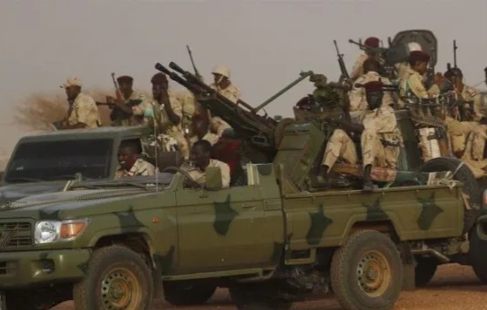 السودان – صوت الشعب نيوز :  *مقاومة مدني: مقتل 13 مواطنًا في هجوم للدعم السريع على قرية “الحرقة”*