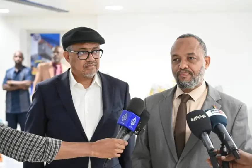 مدير منظمة الصحة العالمية يصل بورتسودان ويشتمل برنامج زيارته على مقابلات رسميه وزيارات ميدانيه لعدد من المرافق الصحيه ومراكز إيواء للنازحين