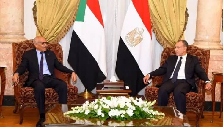 مباحثات “سودانيه – مصريه” بالقاهرة تستعرض البنود الخاصه بالسودان لإجتماع جامعة الدول العربية يوم غد