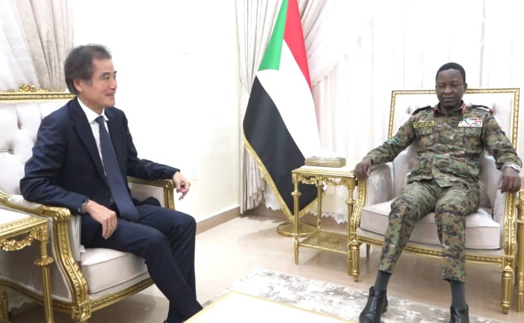 السودان – “صوت الشعب نيوز”: “كباشي” يؤكد على تسهيل إيصال المساعدات الإنسانية وتسهيل عمل الفرق الإغاثية والعاملين في المجال الإنساني