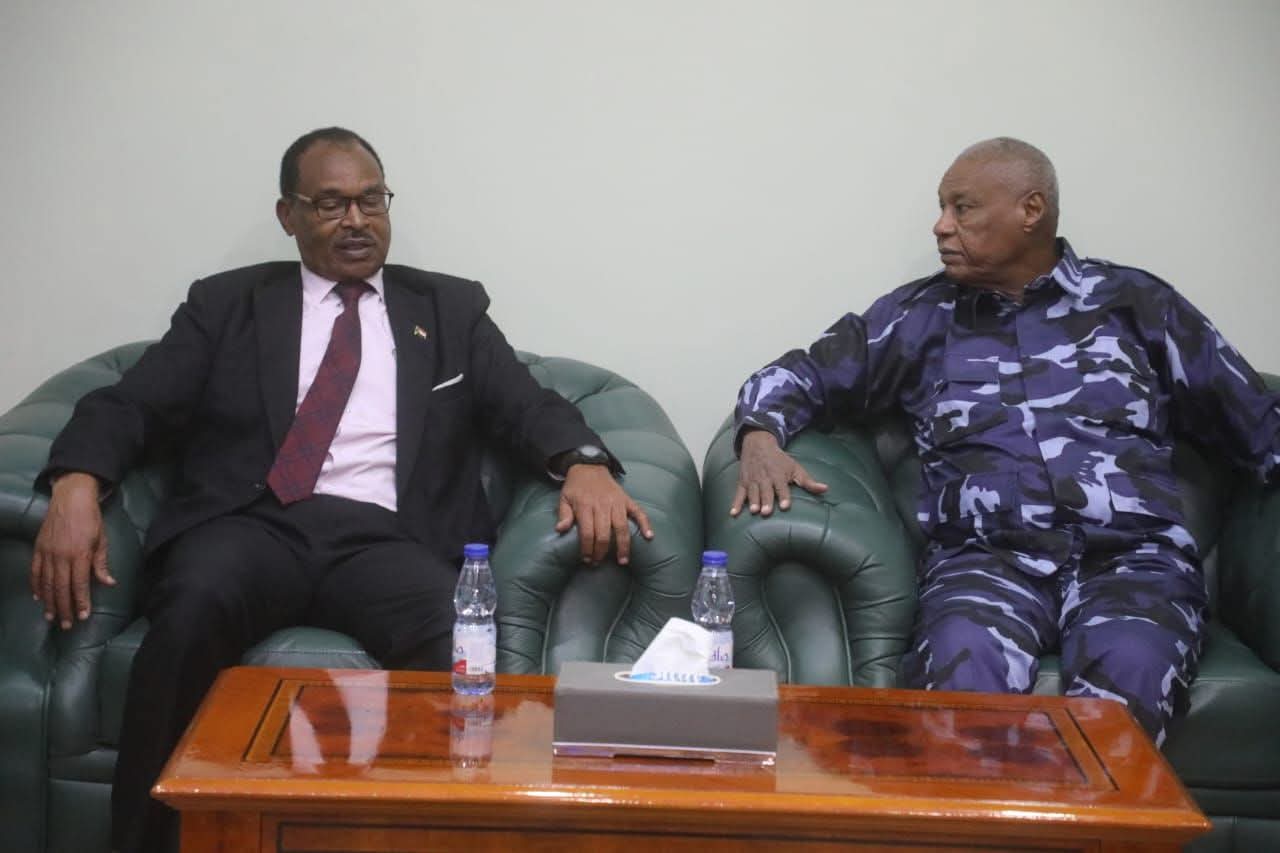 السودان – “صوت الشعب”: *وزارة الداخلية تؤكد دعمها لمجهودات تأهيل الملاعب*