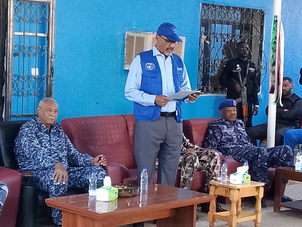 السودان – “صوت الشعب”: *”وزير الداخلية” يدشن إنطلاقة العمل بمبانى معتمدية اللاجئين*