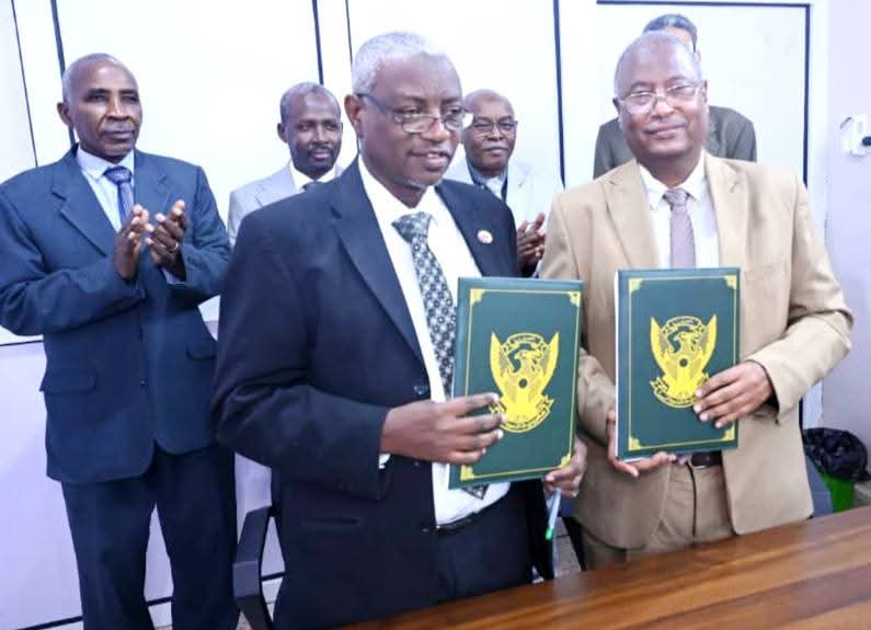 السودان – “صوت الشعب”: *”وكيل وزارة المالية” يشهد توقيع عقد خدمة إيصالي مع مصرف جديد*