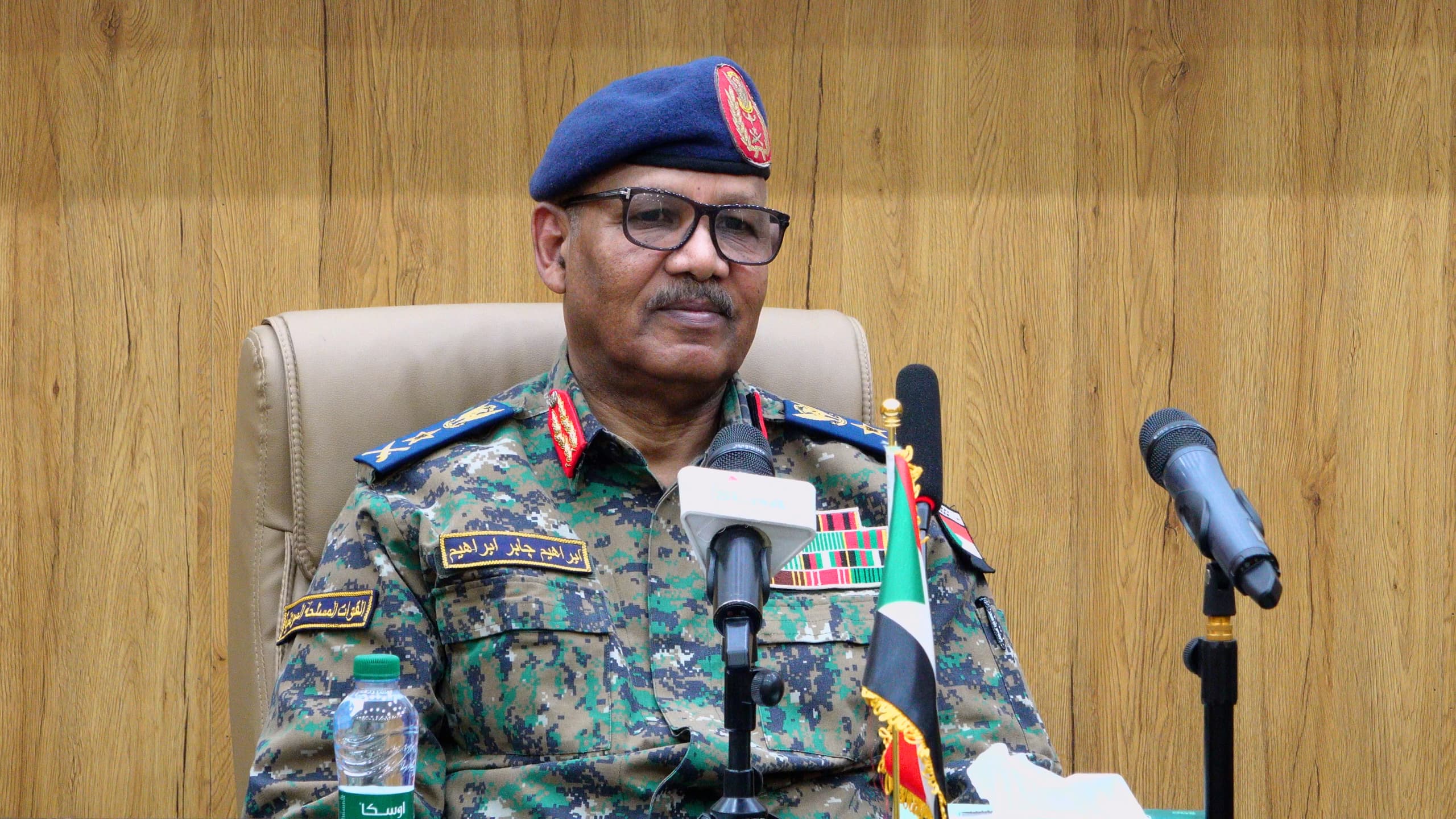 السودان – “صوت الشعب “: *”جابر” يشيد بمواقف الدول الشقيقة والصديقة الداعمة للشعب السوداني* 