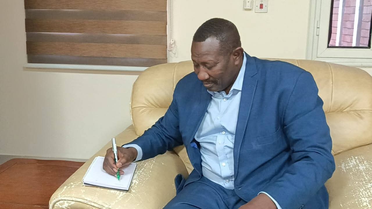 السودان – “صوت الشعب”:  *”فريني” يبحث مع ممثل برنامج الامم المتحدة الانمائي خطط دعم الوافدين والمجتمع المستضيف*