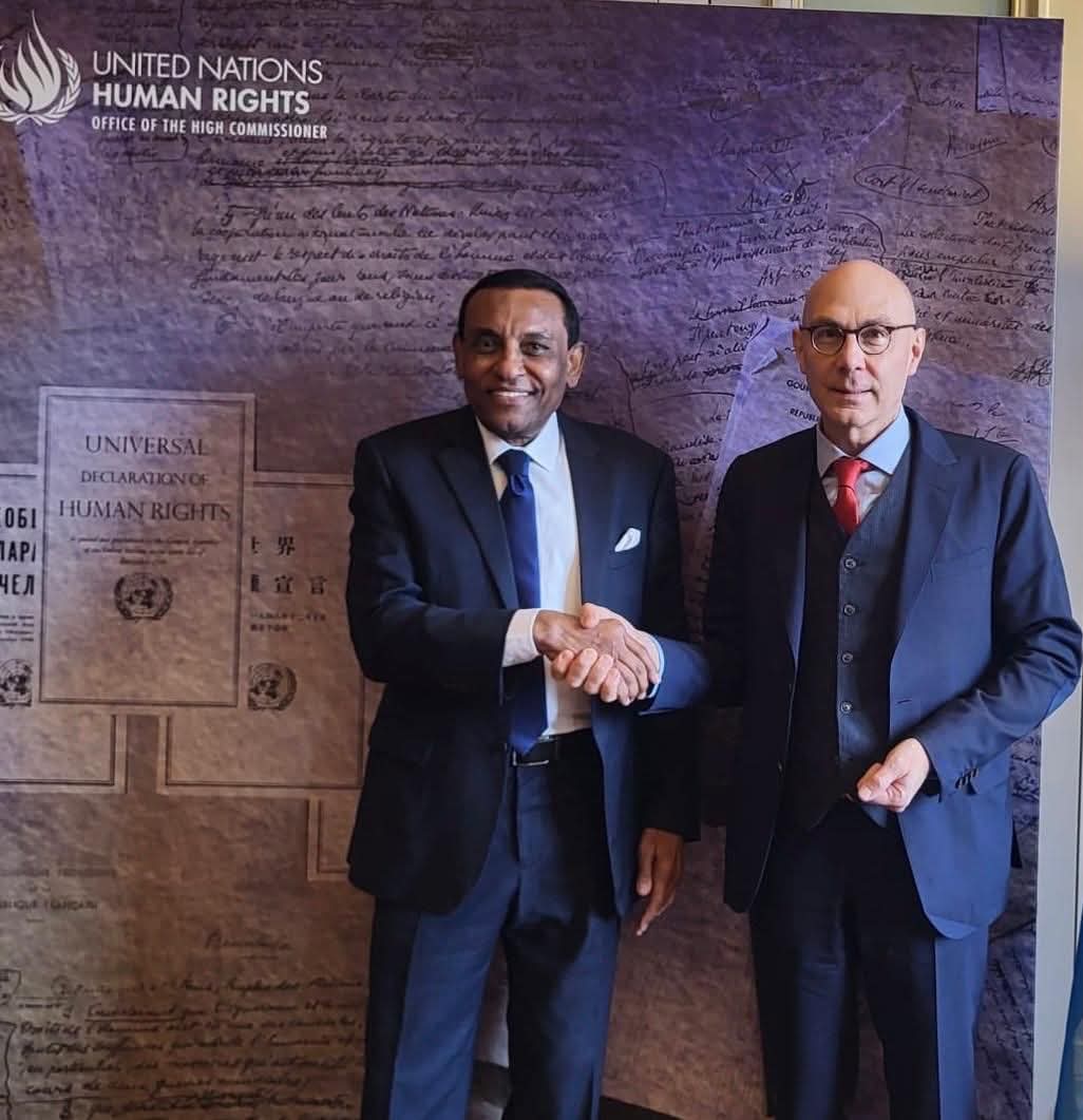 السودان – “صوت الشعب”: *”رئيس الوزراء” يجتمع مع المفوض السامي لحقوق الانسان*