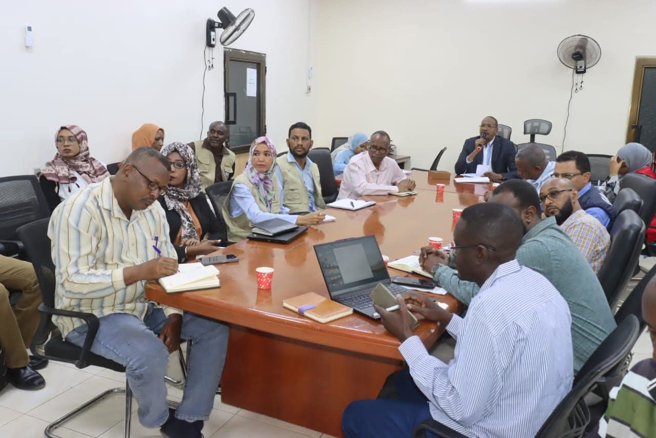 صحة الخرطوم تستعرض تقارير الطوارئ وتعزز جاهزية القطاع الصحي   