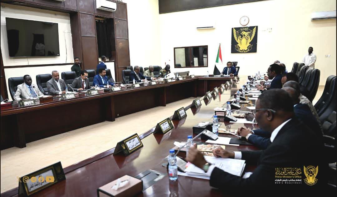 السودان – “صوت الشعب”: *مجلس الوزراء يستعرض تقريري الوضع الاقتصادي الراهن والإمداد الكهربائي بالبلاد*